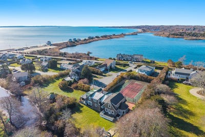 /international/us/15-hedge-lane-falmouth-ma-110104026260/