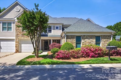 /international/us/3310-winged-foot-drive-salisbury-nc-110107546109/