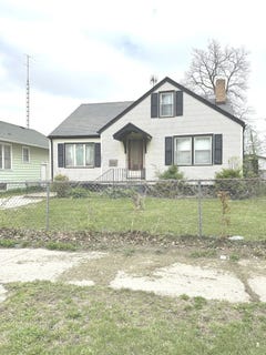 /international/us/1221-e-chestnut-street-kankakee-il-110107506636/