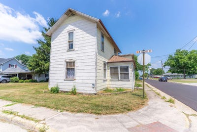 /international/us/202-w-college-street-jackson-center-oh-110100894041/