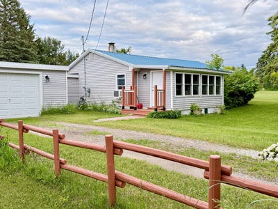/international/us/1445-townline-road-petoskey-mi-110108962760/