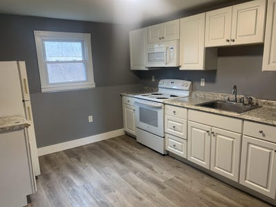 /international/us/354-main-street-somersworth-nh-110106841556/