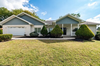 /international/us/262-deerfield-circle-kingwood-wv-110102306801/
