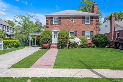 /international/us/11-garden-drive-lynbrook-ny-110108339669/