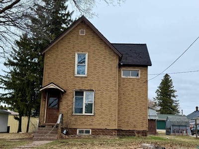 /international/us/612-15th-ave-w-ashland-wi-110107378399/