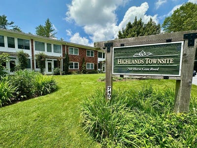 /international/us/740-horse-cove-rd-unit-9-highlands-nc-110100510546/