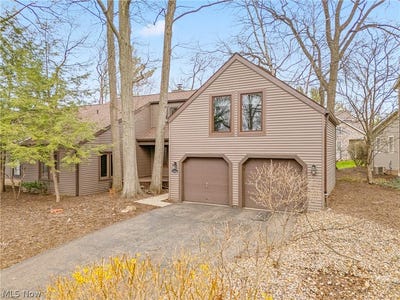 /international/us/1536-baycrest-drive-nw-canton-oh-110106752366/