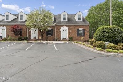 /international/us/400-sunset-drive-johnson-city-tn-110107318654/