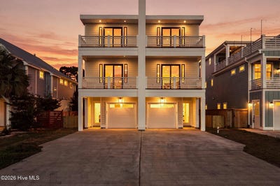 /international/us/502-n-carolina-avenue-carolina-beach-nc-110119474620/