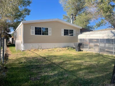 /international/us/219-emery-street-kemmerer-wy-110101231694/