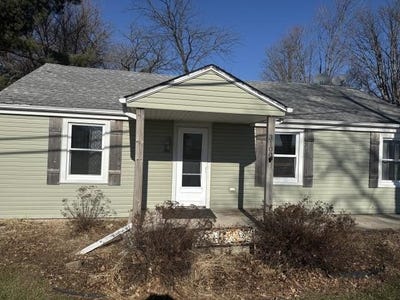/international/us/3100-sportsman-club-road-bourbonnais-il-110105869702/
