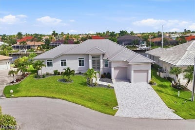 /international/us/312-segovia-drive-punta-gorda-fl-110120061176/