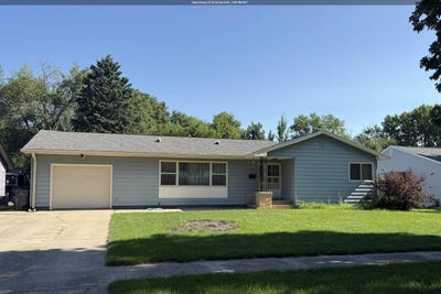 /international/us/811-w-10th-street-spencer-ia-110100590309/?lang=zh-cn