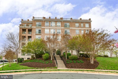 /international/us/820-belmont-bay-drive-woodbridge-va-110107015577/