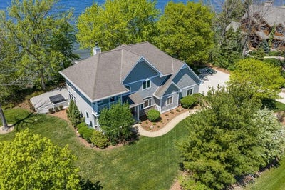 /international/us/3297-wells-ln-sturgeon-bay-wi-110106539573/