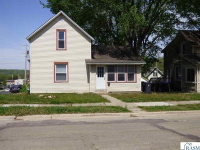 /international/us/902-n-5th-street-mankato-mn-110108230782/