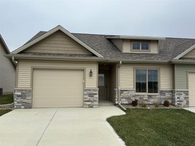 /international/us/409-w-madison-street-winterset-ia-110103696310/