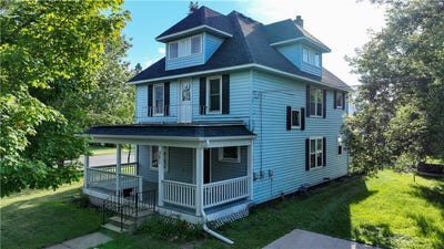 /international/us/301-n-summit-street-spooner-wi-110098343018/?lang=zh-tw