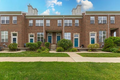 /international/us/1870-lindsay-lane-ann-arbor-mi-110099929356/