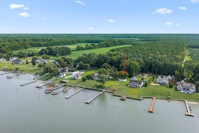 /international/us/186-summer-breeze-lane-dunnsville-va-110119572471/