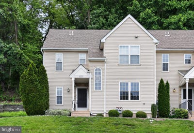 /international/us/266-miley-road-aston-pa-110108346940/