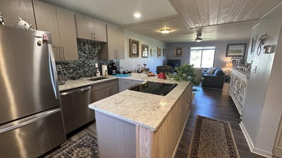 /international/us/5355-se-miles-grant-road-stuart-fl-110108069873/