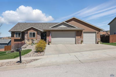 /international/us/2940-motherlode-dr-rapid-city-sd-110099233668/