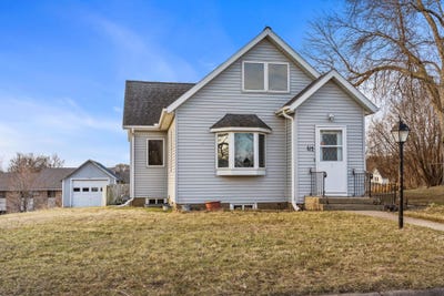 /international/us/117-w-van-dusen-street-springfield-mn-110106849980/