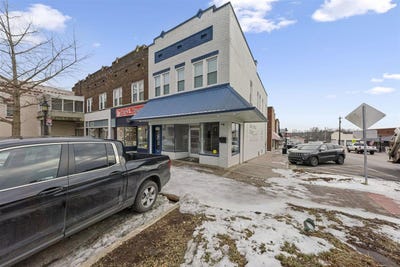 /international/us/106-e-public-square-scottsville-ky-110105643573/