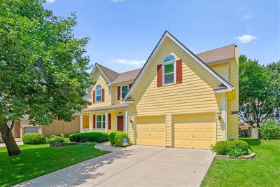 /international/us/12606-slater-street-overland-park-ks-110100257730/