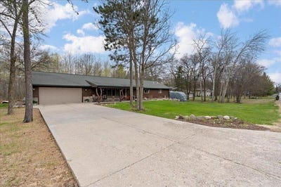 /international/us/14093-cherrywood-drive-baxter-mn-110107854388/