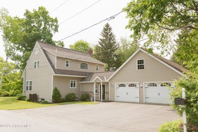 /international/us/3-longview-avenue-sand-lake-ny-110099977775/