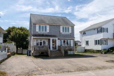 /international/us/60-plymouth-street-hampton-nh-110106733721/