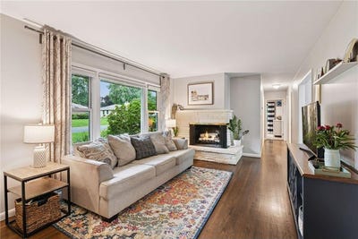 /international/us/8231-aldrich-avenue-s-bloomington-mn-110100722241/