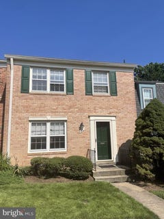 /international/us/1549-bruton-ct-mclean-va-110106271394/
