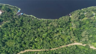 /international/us/hustvet-drive-lot-7-trego-wi-110108574422/
