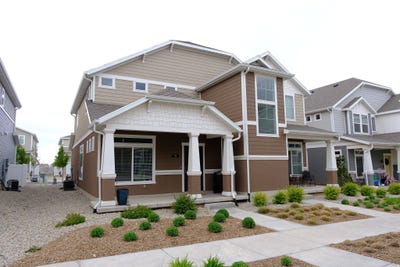 /international/us/97-e-fairmont-pl-saratoga-springs-ut-110107505974/