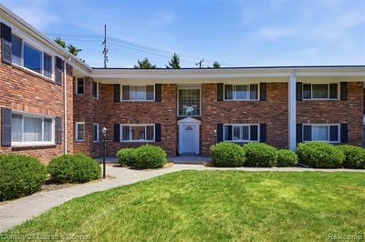/international/us/31831-grand-river-avenue-farmington-mi-110108447293/