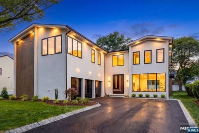 /international/us/210-hillcrest-drive-paramus-nj-110107803872/