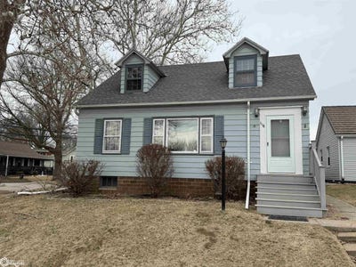 /international/us/1118-victoria-street-harlan-ia-110106144465/