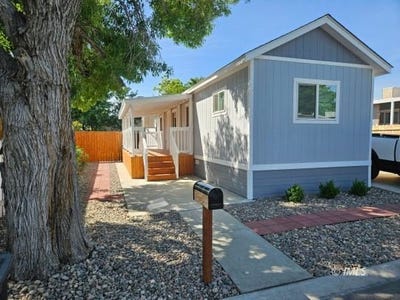 /international/us/2234-brigadoon-ave-bishop-ca-110108615137/