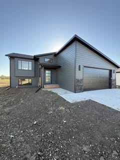/international/us/656-eagle-court-box-elder-sd-110102493717/