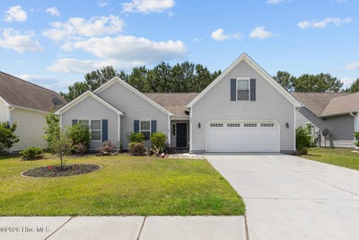 /international/us/338-rose-bud-lane-holly-ridge-nc-110108206282/