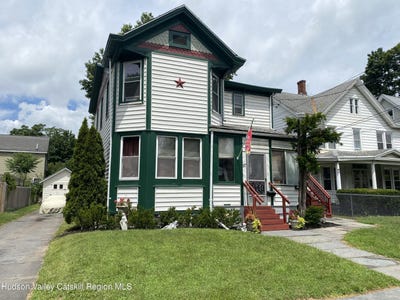 /international/us/57-downs-street-kingston-ny-110101342241/