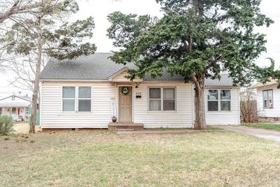 /international/us/430-s-15th-street-clinton-ok-110106922748/