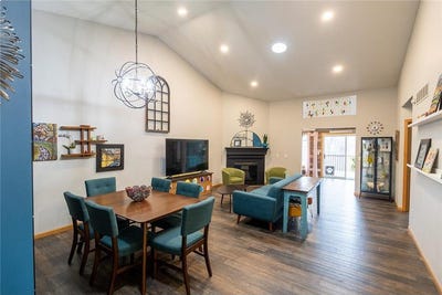 /international/us/10493-182nd-avenue-nw-elk-river-mn-110107391865/