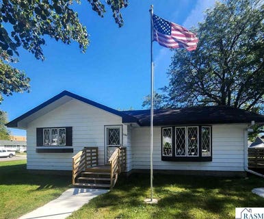 /international/us/1100-s-state-street-new-ulm-mn-110110337551/