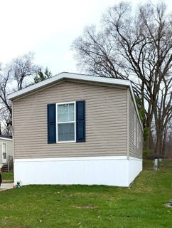 /international/us/1861-abels-st-milford-mi-110108551665/