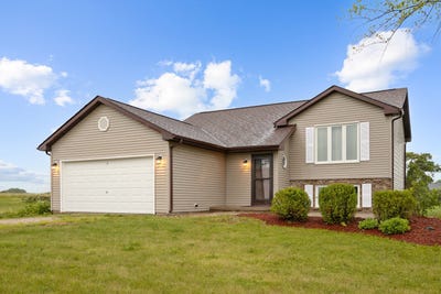 /international/us/3765-n-il-state-route-71-sheridan-il-110108920010/