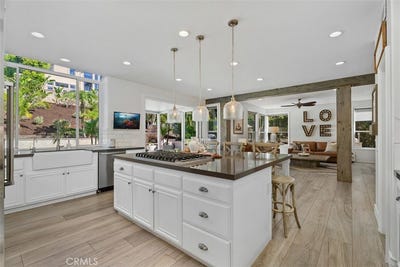 /international/us/9-brownsbury-laguna-niguel-ca-110120854865/